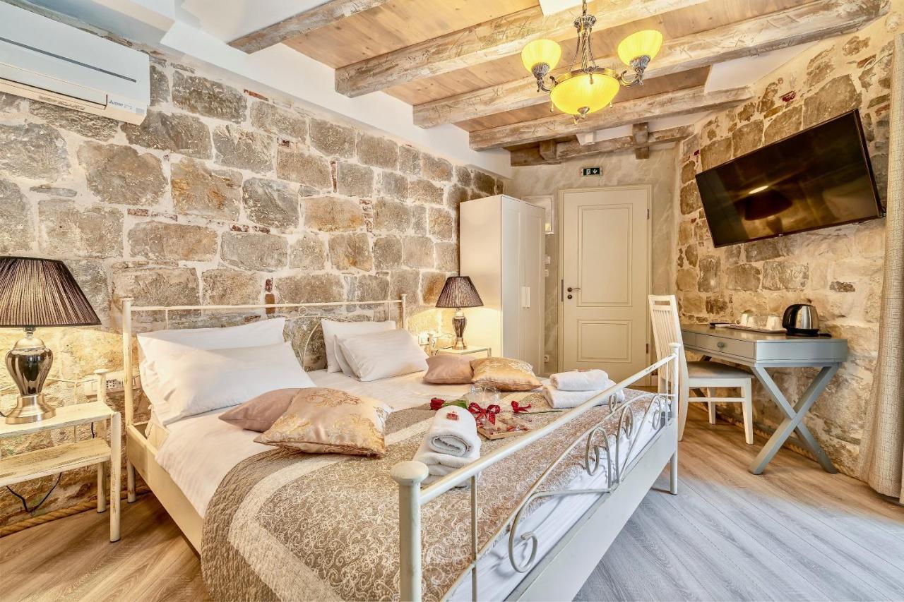 Historic Plaza Varos Split (Adults Only) 외부 사진