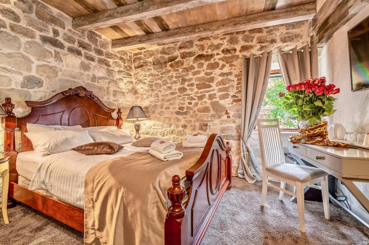 Historic Plaza Varos Split (Adults Only) 외부 사진
